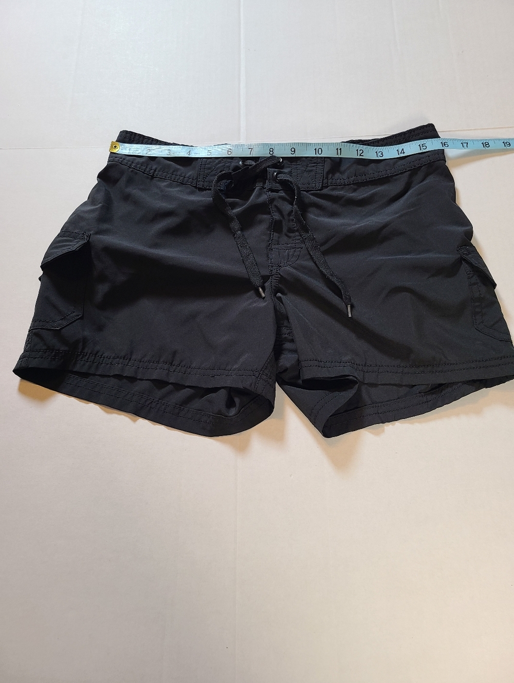 Okami Surf Black Women's Swim  Shorts Size 6 EUC Side Pockets Front Tie - Picture 4 of 10